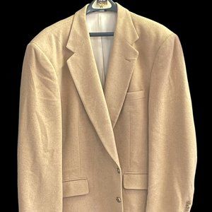 Geoffrey Beene Over Coat. 50R. Tan